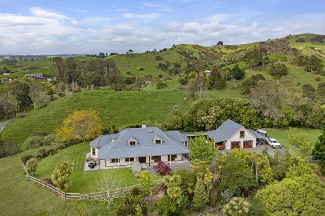 Trophy on Te Puroa