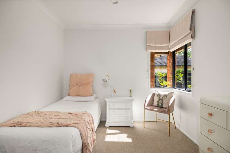 32 Bellbird Rise Pyes Pa_13