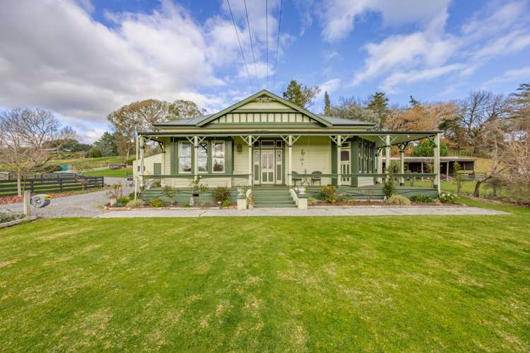 158 and 160 Mt Herbert Road_0