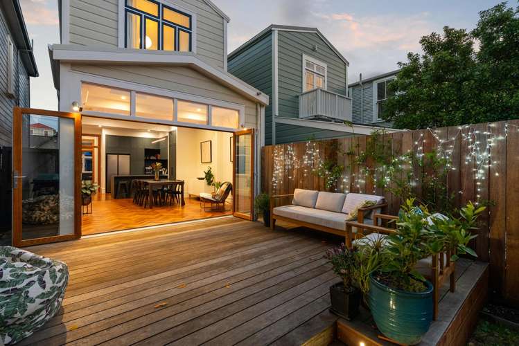 33 Queen Street Mount Victoria_17