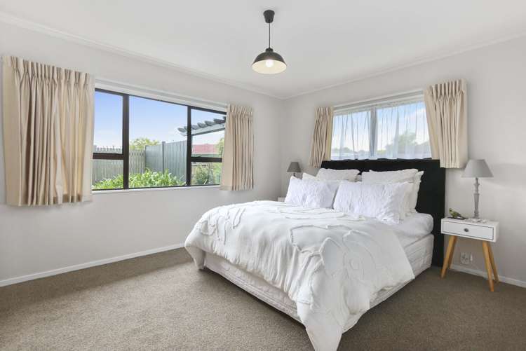 6 Larkspur Court The Gardens_12