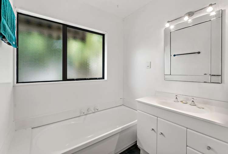 9A Raetihi Crescent Mount Albert_7