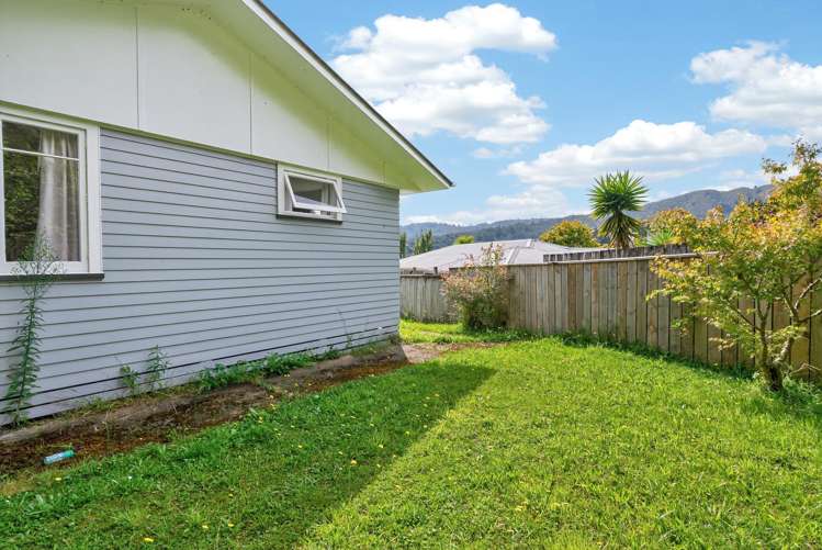 29 Shackleton Grove Stokes Valley_17