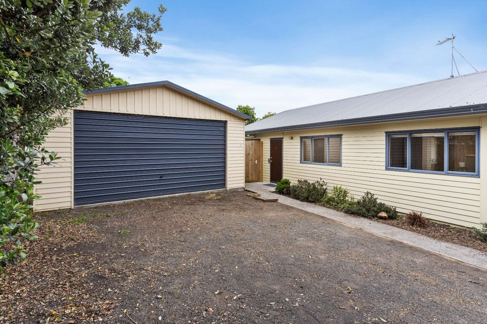 9 Bill Phillip Place Clendon Park_0