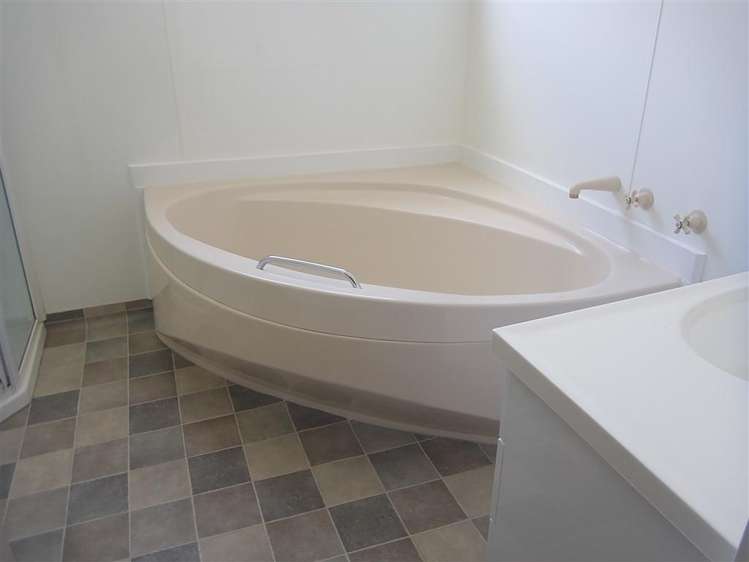 243 Trickers Road Bulls_10