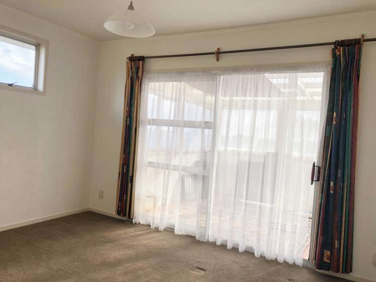 13 Seakens Way Glen Eden_15