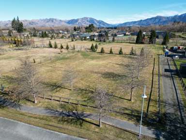 48 Lochiel Drive_1