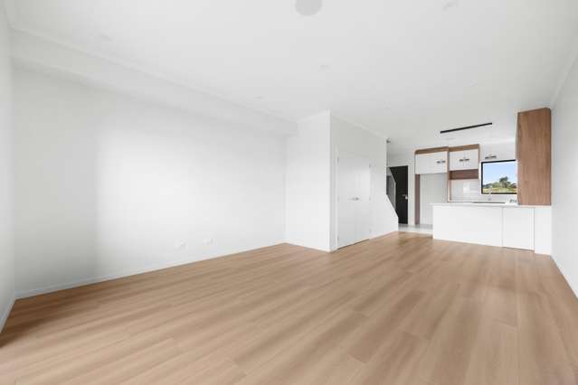 119 Otuwairoa Esplanade Opaheke_4