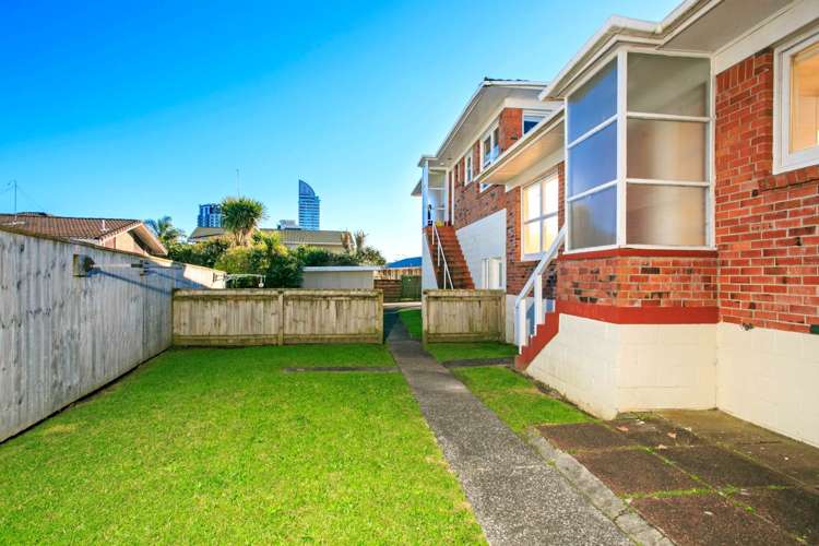 3/5 Esmonde Road Takapuna_17