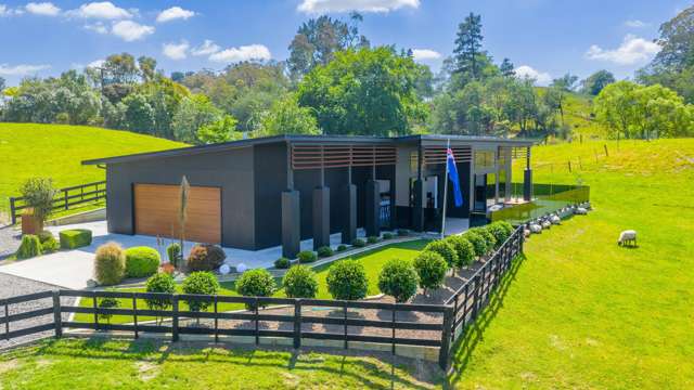 Luxury lifestyle retreat on 2ha