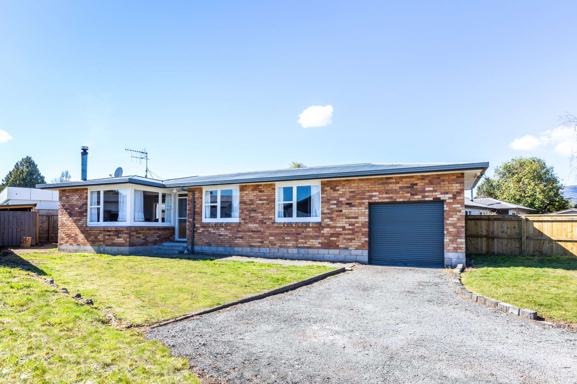 1/12 Laughton Street Taupo_0