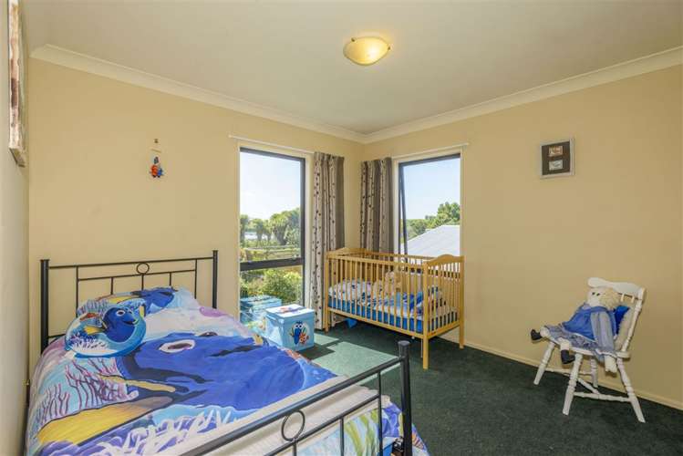 55 Travis Country Drive Burwood_15