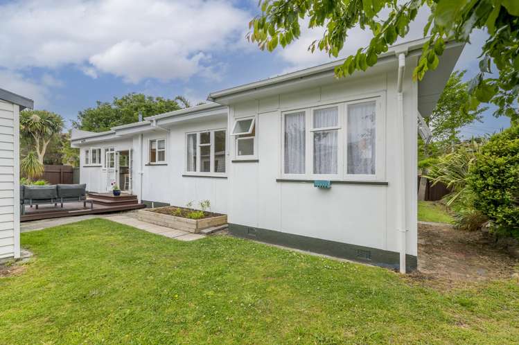 3 Moa Road Raumati Beach_25