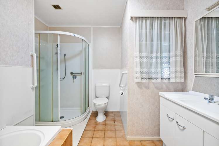 9 Raumati Crescent Onerahi_7