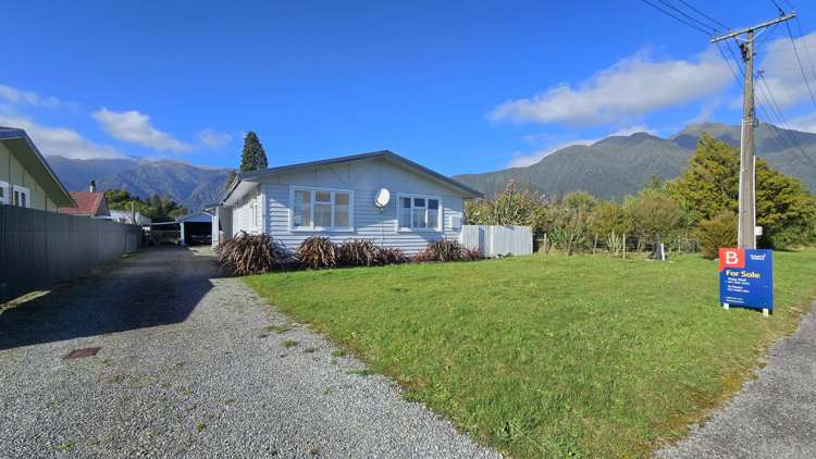 7 Roberts Street Whataroa_14