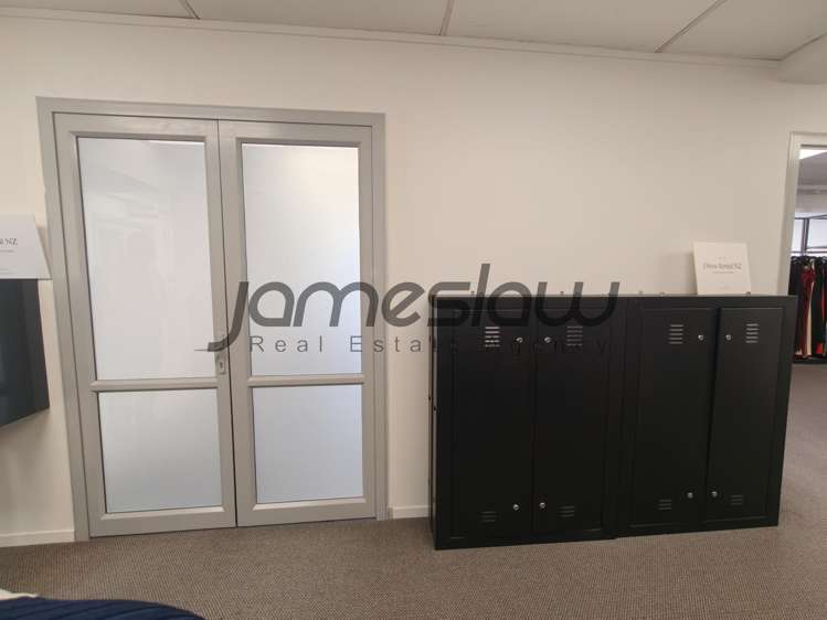 Rear Office/111 Newton Road Eden Terrace_10