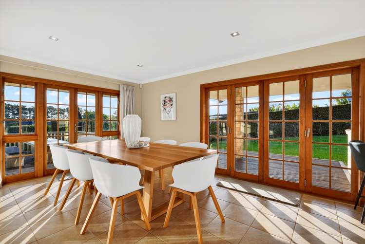 136 Mcrobbie Road Kingseat_8