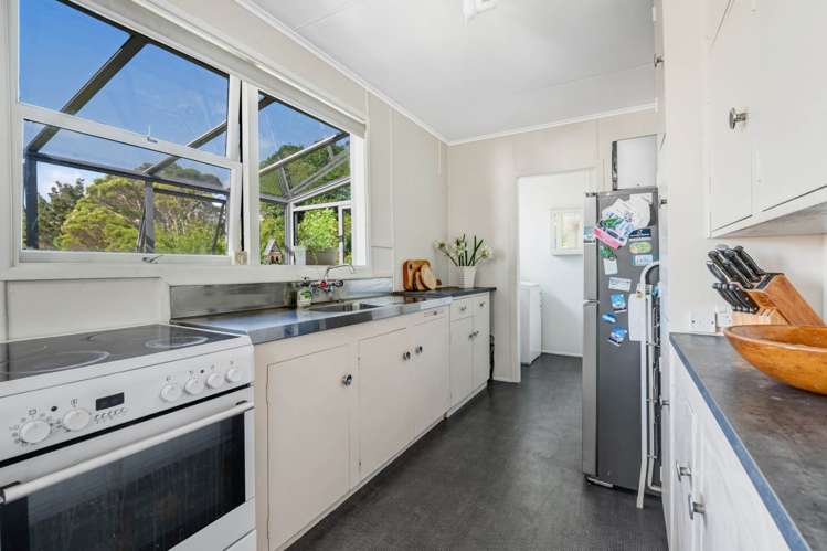 6 Karaka Street Helensville_6