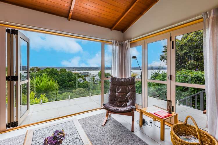 12 Cobden Crescent Bluff Hill_2