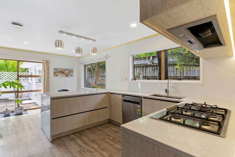 1/13 Craigbank Avenue New Lynn_5