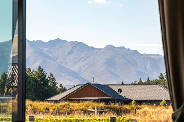 1 Tussock Crescent Twizel_2