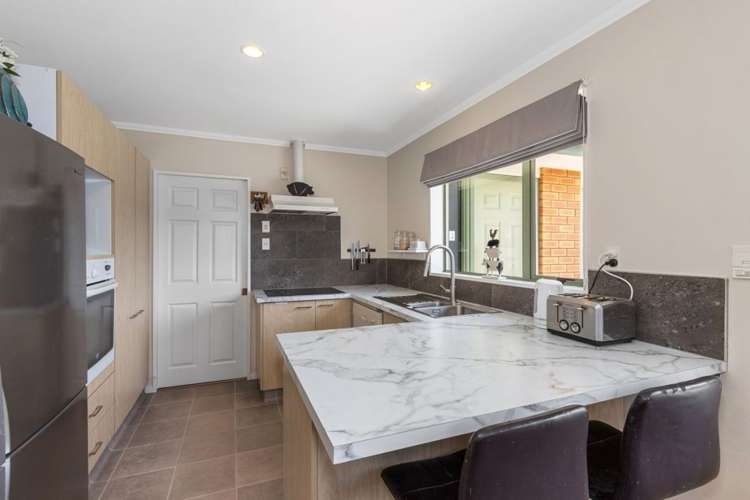 11 Bluebell Lane Woolston_5