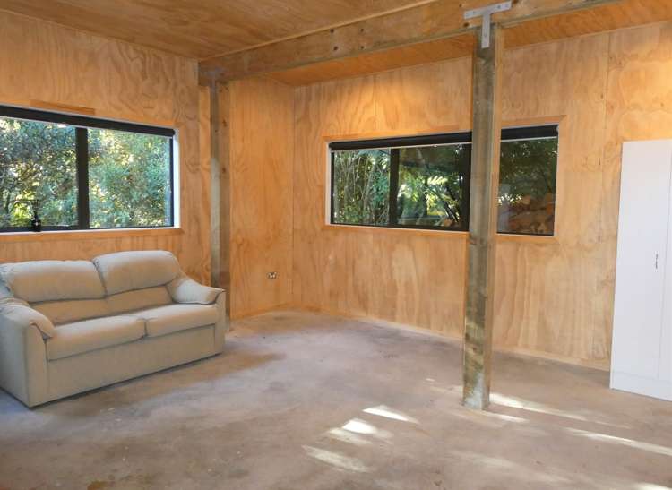 132 Brickfield Road Hokitika_29