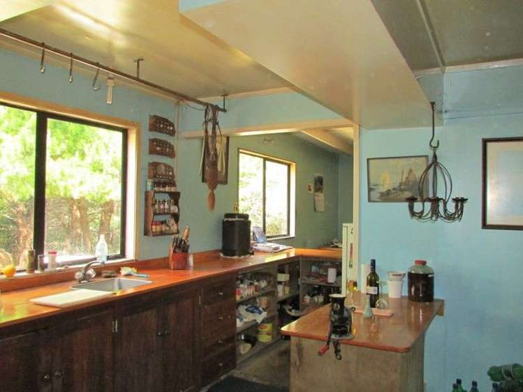 124 Victoria Street Whakatete Bay_12