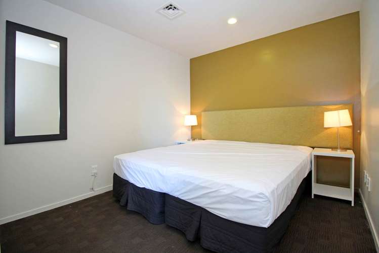 1402/10 Waterloo Quadrant Auckland Central_5