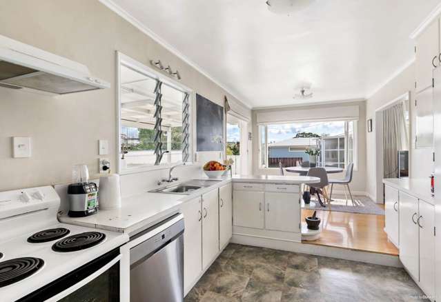 12 Geneva Place Blockhouse Bay_4