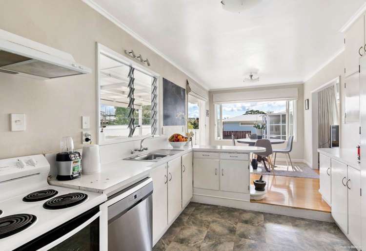 12 Geneva Place Blockhouse Bay_3
