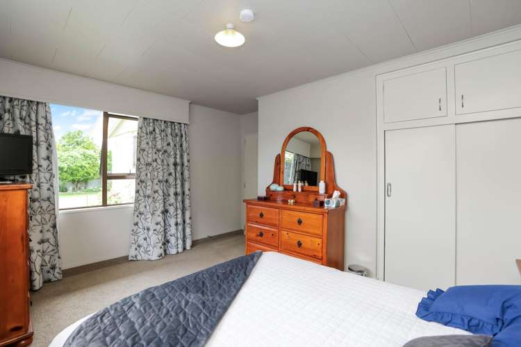 157 Middle Road Allenton_15