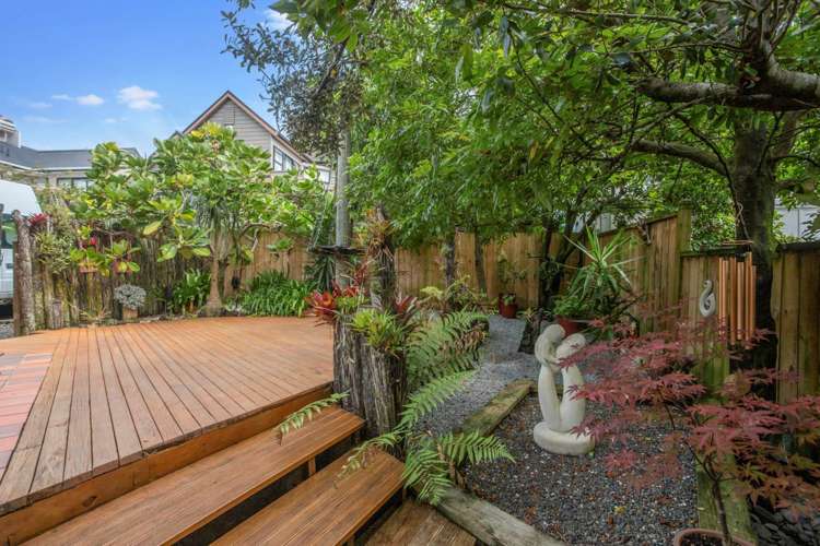 8 Kingshaven Close Mount Roskill_13