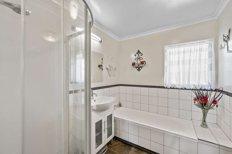 13 The Loop Meeanee_14