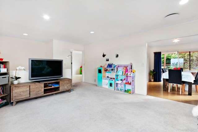 76 Gosford Drive Botany Downs_1