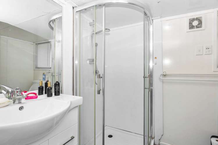 15 Colwill Road Massey_17