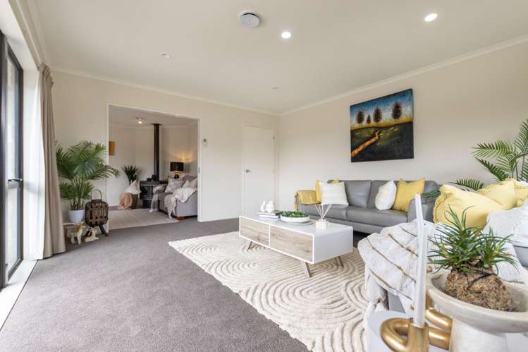 7 Lourie Way Fitzherbert_3