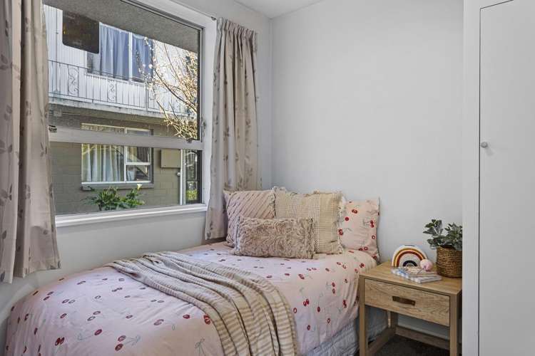 2/73 Clare Road Saint Albans_5