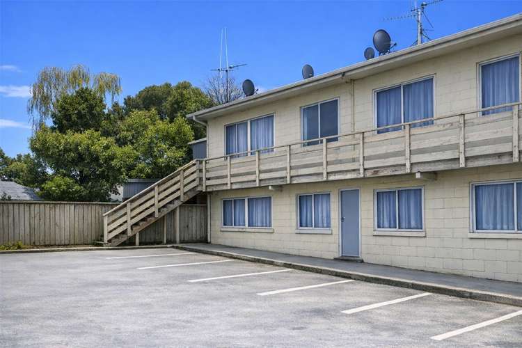 5/5a Kitchener Street_0