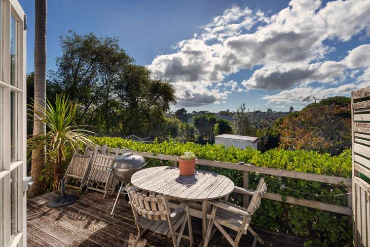 61 Herdman Street Waterview_11