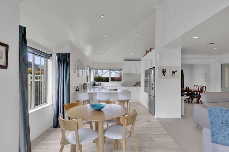 15 Keswick Crescent Huntington_15