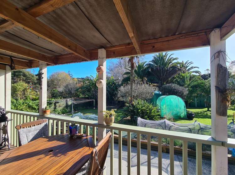 15 Driving Creek Road Coromandel_8