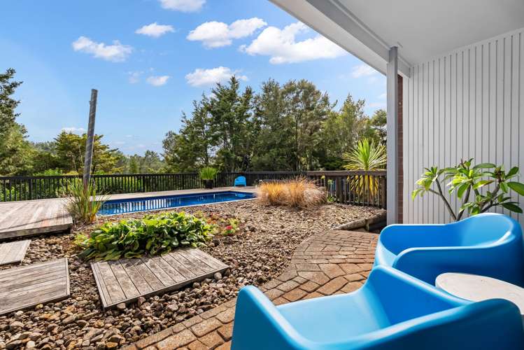 55 Eureka Place Parahaki_12