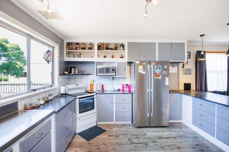 31 Cook Street Foxton_13