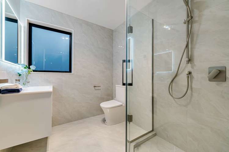 8 Kakau Lane Flat Bush_22