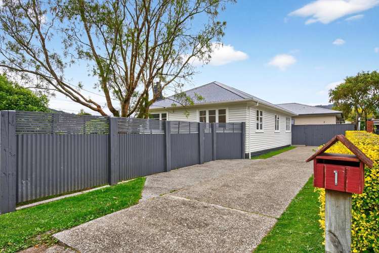 1 Hine Road Wainuiomata_15