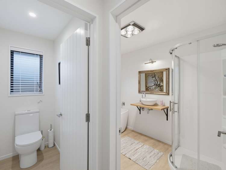 3/2 Loe Place Amberley_21
