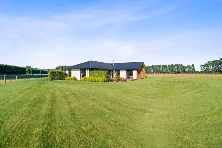 1025 Newtons Road Rolleston_21