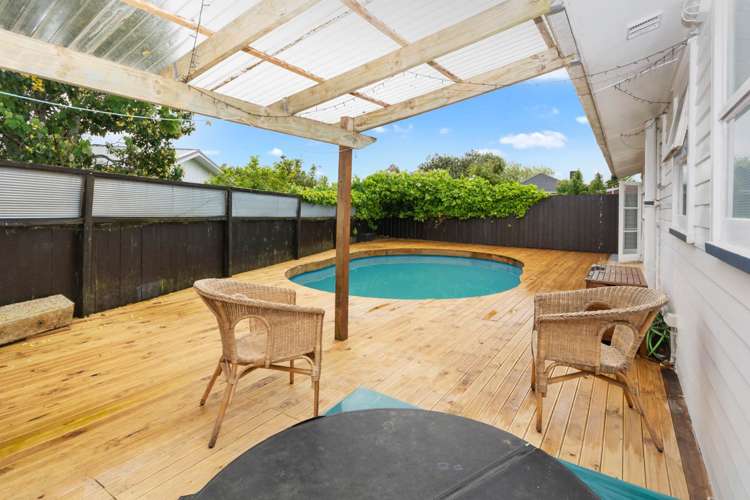 6 Tamariki Avenue Kelston_6