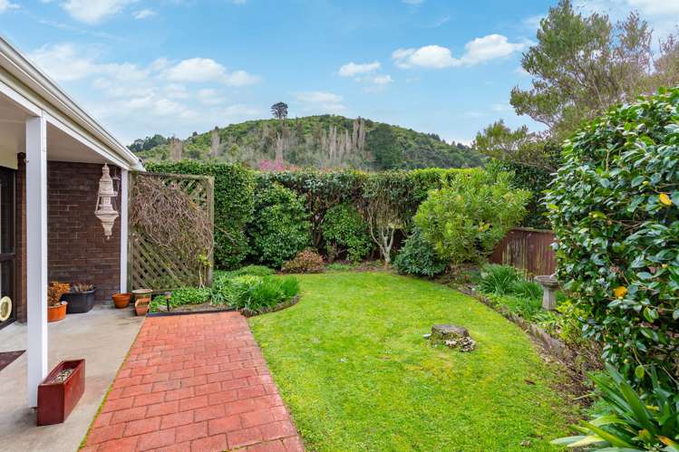 12a Skipage Grove Featherston_14